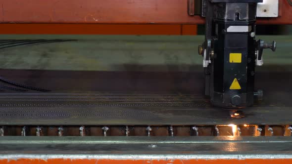 Laser Cutting of Metal on the CNC Machine