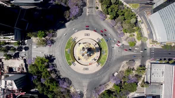 Aerial view of Angel de la independencia in downtown Mexico city