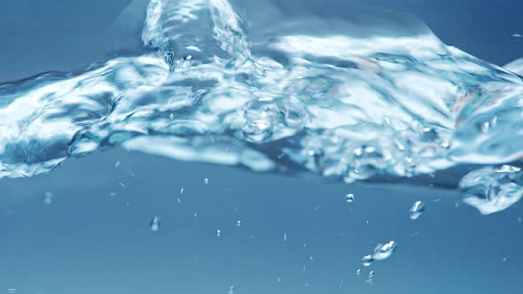 Water (4K)