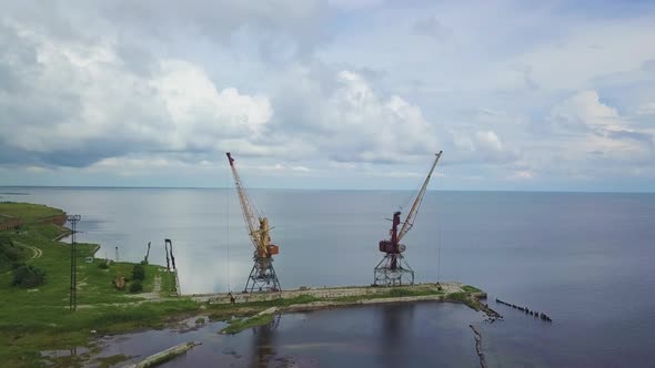 The Span Between Two Cranes in the Seaport