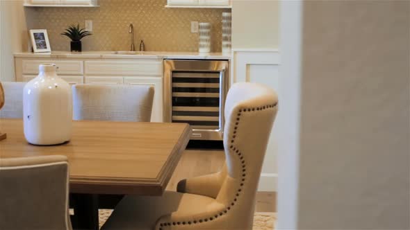 Showroom dining table for typical  house in North America.