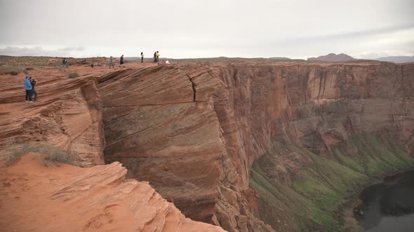 Tourists at the Grand Canyon