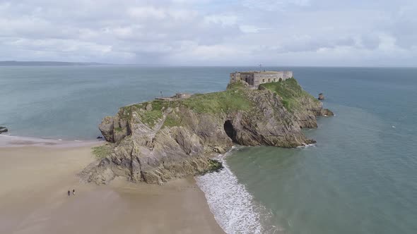 Filmed in Tenby in 2018, during the Ironman Triathlon.