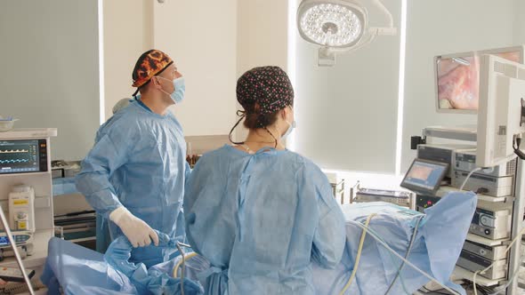 Process of Gynecological Surgery Operation Using Laparoscopic Equipment