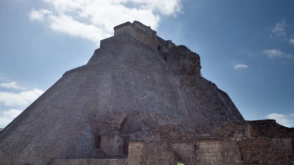 Fast Loopable Footage of Uxmal, Mexico