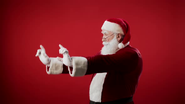 Funny Santa Claus Dancing