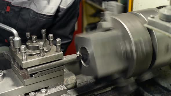 Processing of Cast Iron Parts on a Lathe.