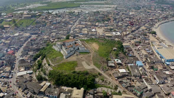 Fort located in the middle of the paysn the city top