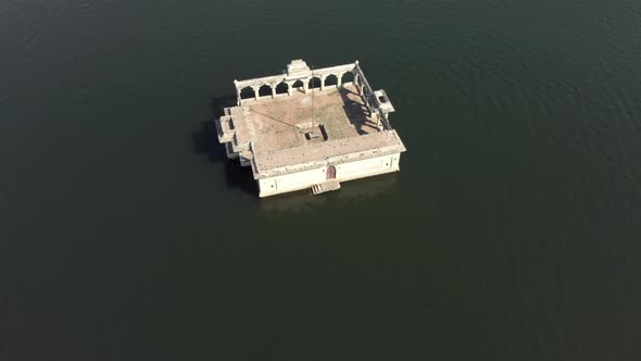 Arsi Vilas, west coast of Lake Pichola, Udaipur, India. Aerial view 