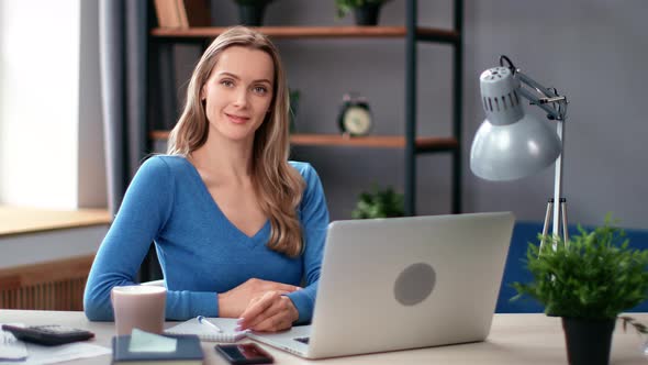 Portrait Beautiful Business Woman Posing at Workplace with Laptop Enjoying Break Positive Emotion