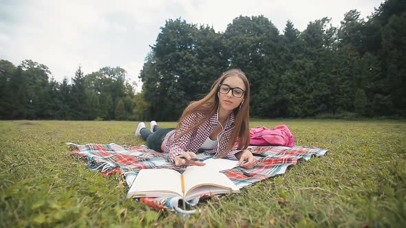 Taking Notes As Dealing with Audiobook