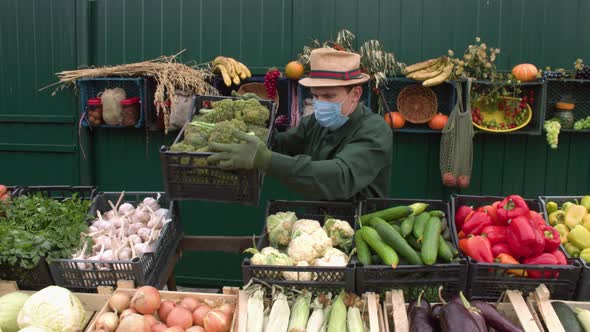 Broccoli at the Farmers' Market. Slow Motion 2x.