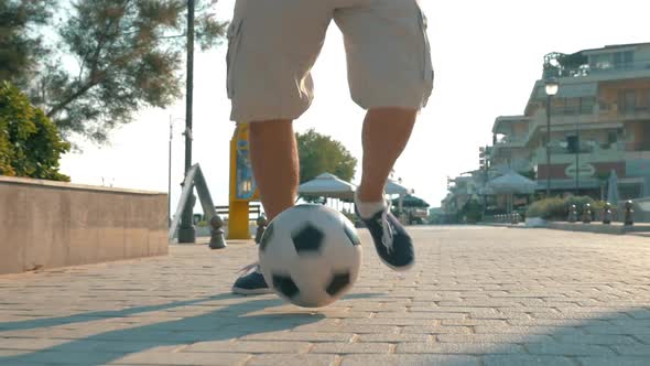 Morning Workout with a Ball Outdoor alt