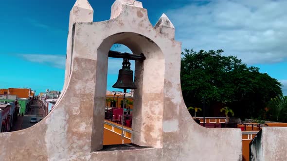 The original bell of campeche to warn people from pirates in century XVI