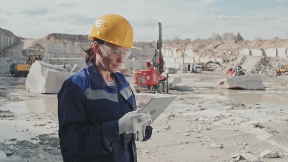 Female Supervisor in Granite Quarry