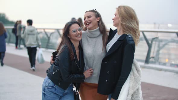 Girls Walk on the Bridge