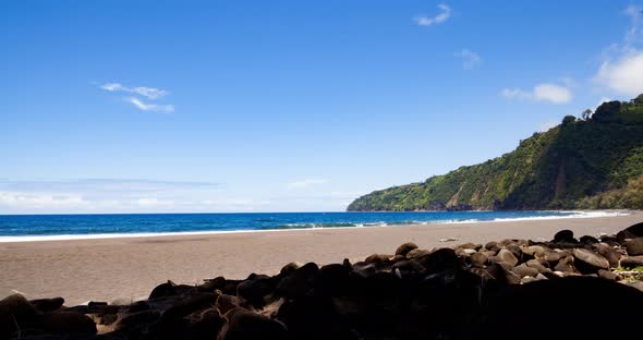 Waipio Valley Beach - Hawaii - Time Lapse