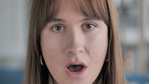 Close Up of Shocked Face of Young Girl, Astonished