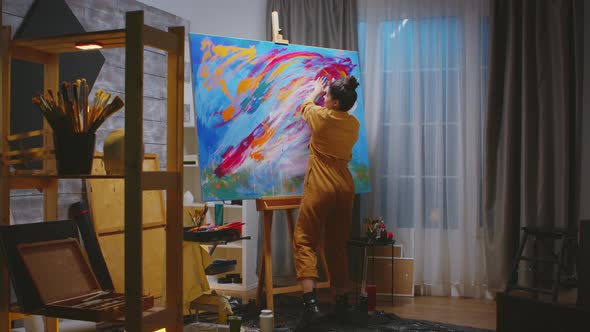 Painter Using Fingers