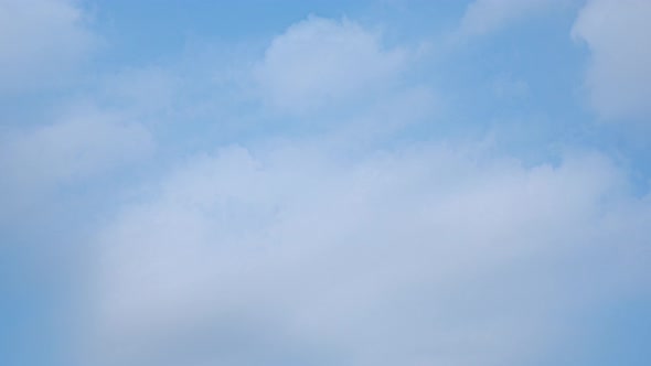 4K Sky Time lapse, Beautiful background, Sky Timelapse of skyscrapers. alt