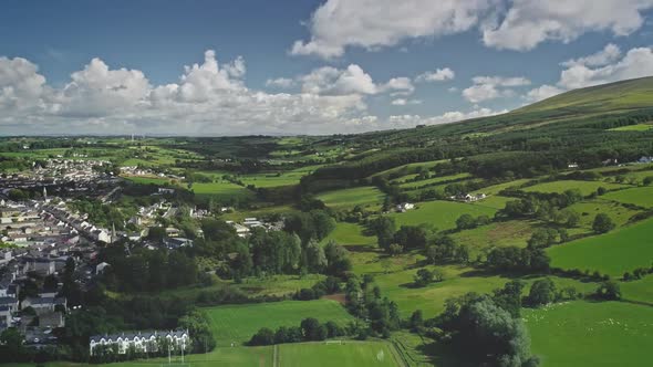 Timelapse Ireland Cityscape Aerial View White Houses Roads Ways