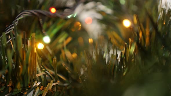 Sequence of illuminated fairy lights on the garland close-up 4K 2160p 30fps UltraHD footage - Mini c