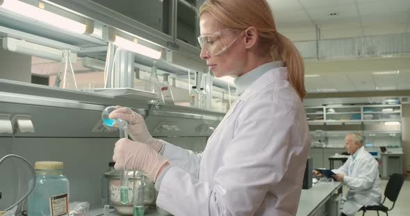 Working in Laboratory alt