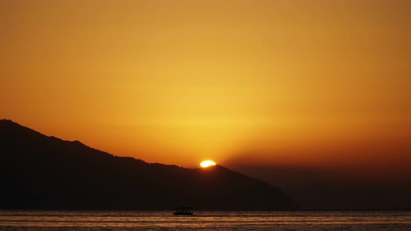 4k Sunrise In The Mountains Time Lapse