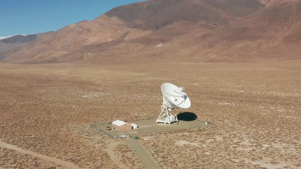  Drone Science and Innovative Technologies - Large Radio Telescope Looks Space