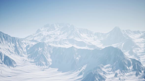 Arctic Mountains in Northern Norway alt