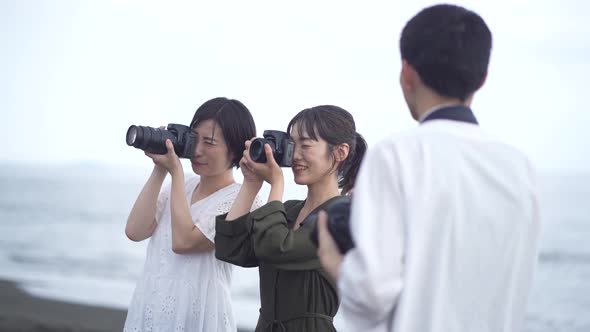 Woman learning how to take pictures