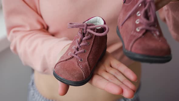 Close Up Children's Crimson Shoes