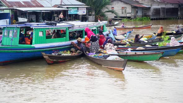 Floating market Lok Baintan Banjarmasin