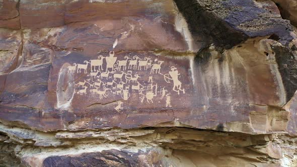 View of petroglyphs carved into the cliffs in Utah