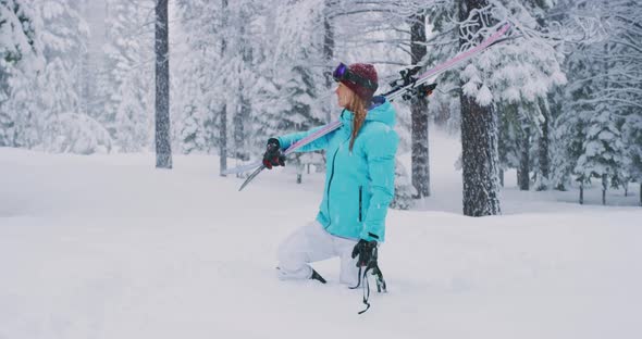 Taking in the winter wonderland with ease and grace