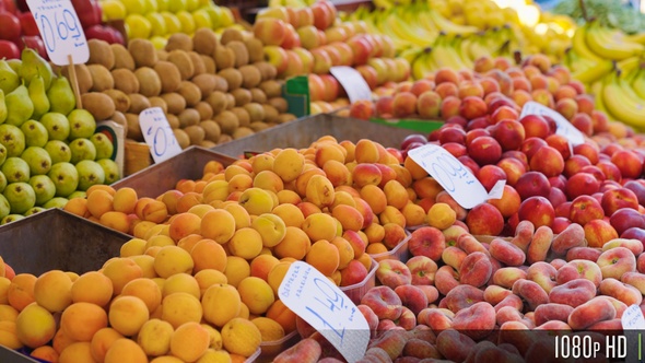 Fresh Organic Fruit For Sale in a Farmers Market