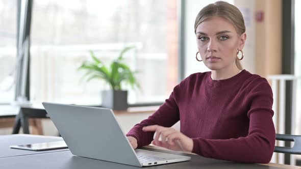 No Finger Gesture Young Woman with Laptop