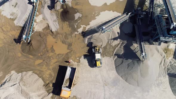 stationary granite crushing line in the quarry