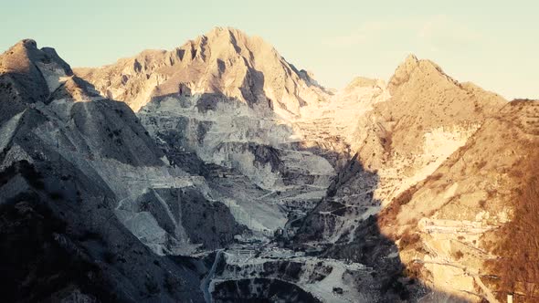 Carrara Marble Mountains