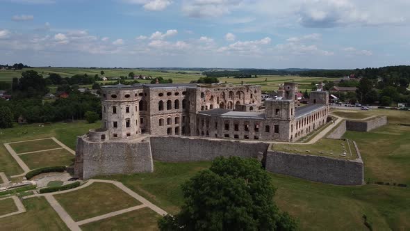 The Ancientt Palace is Fascinating in Its Scale