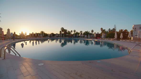 Luxury Swimming pool villa with palms