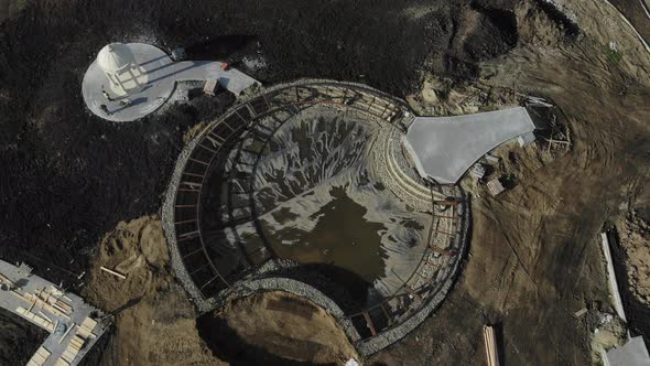 The construction of the fountain. Fountain from the air.