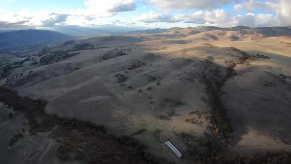 Siskiyou Pass Dry Mountains Aerial Rogue Valley Sun Rays In Background