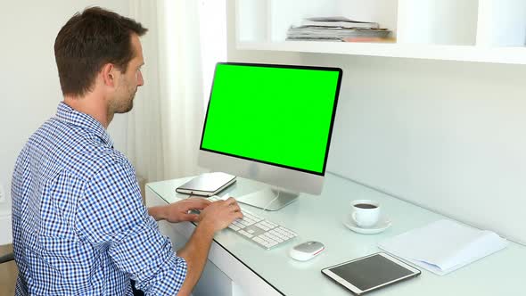 Man working on computer 4k