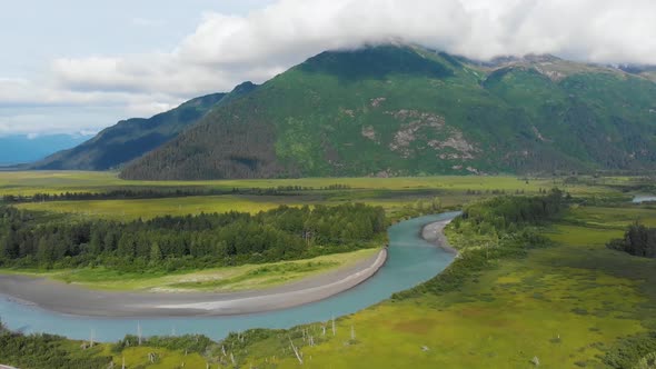 4K Video of Glaciers near Anchorge, Alaska During Summer