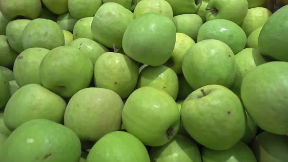 Pile Of Organic Fresh Ripe Green Apple