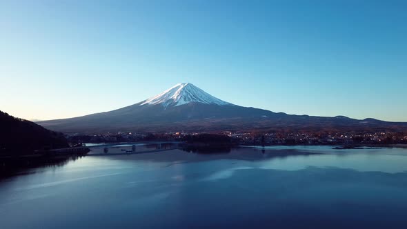 4 K Fuji Aerial