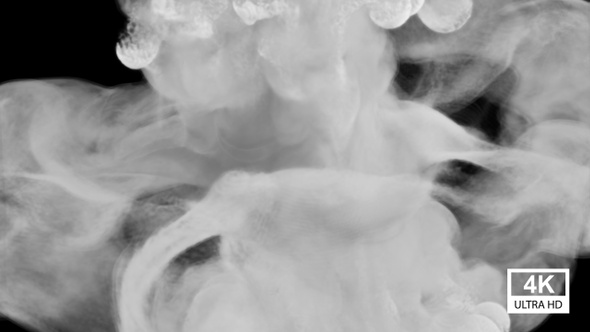 Trendy Smoke Collision 4K alt