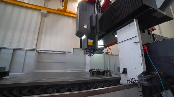 Big Cnc  Milling Machine