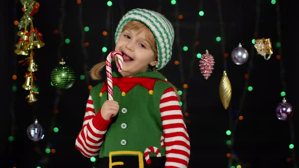 Kid Girl Christmas Elf Santa Claus Helper Costume Licking Candy Cane Lollipop Caramel Sweets